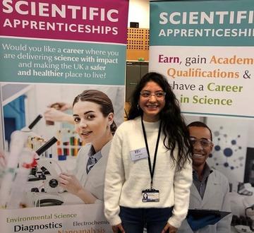 Emilia Reyes Pabon, Apprentice Lab Technician at the University of Oxford